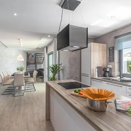 別荘 Pet Friendly In With Kitchen *