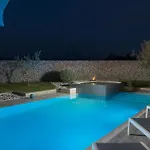In With Sauna *