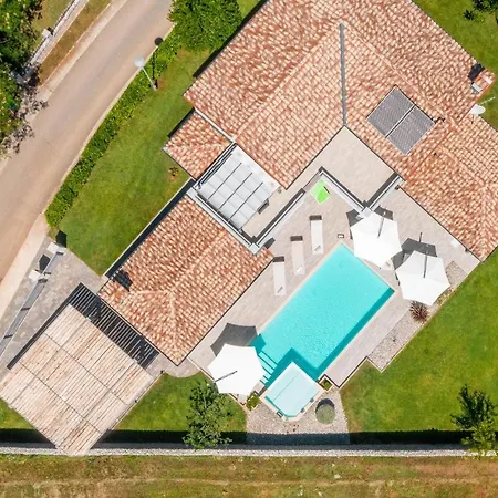 Holiday home Pet Friendly In With Kitchen *